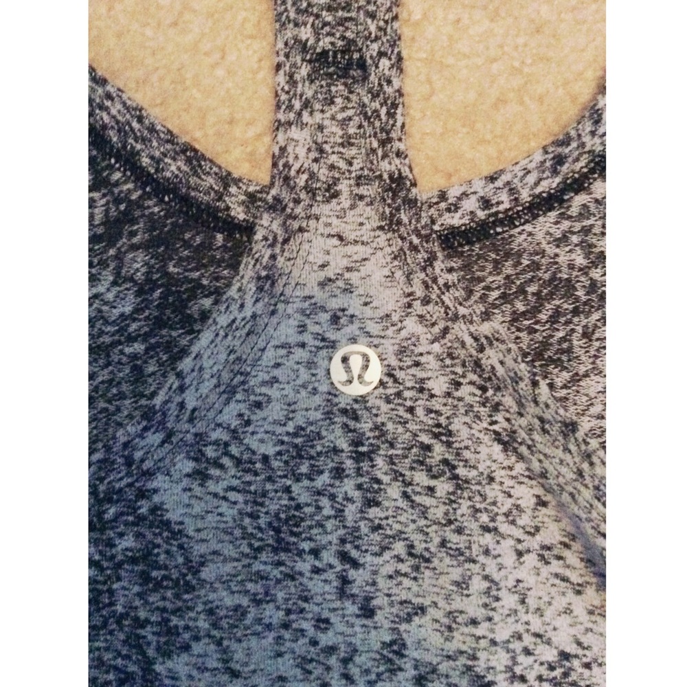 Lululemon workout tank